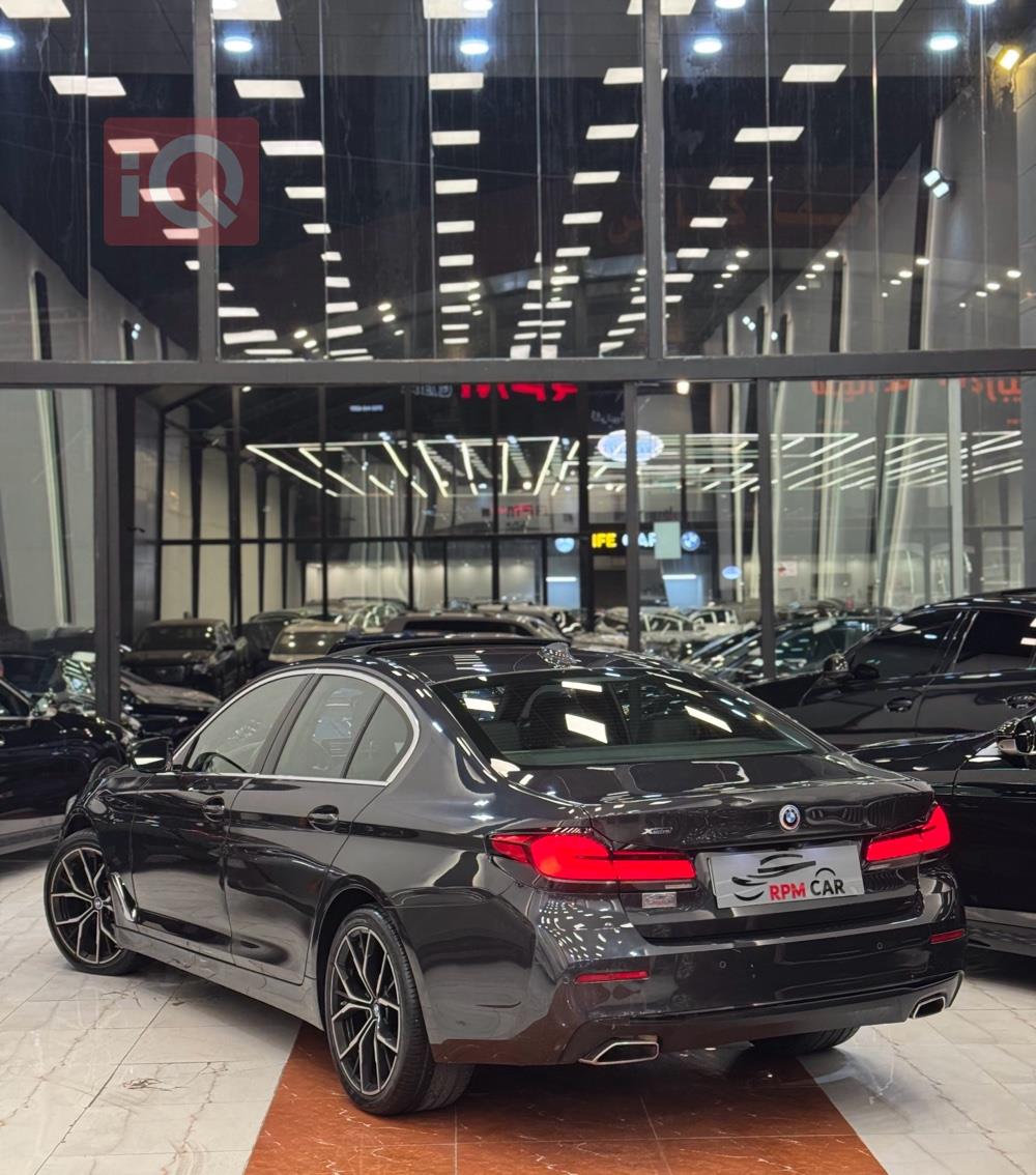 بي ام دبليو الفئة 5